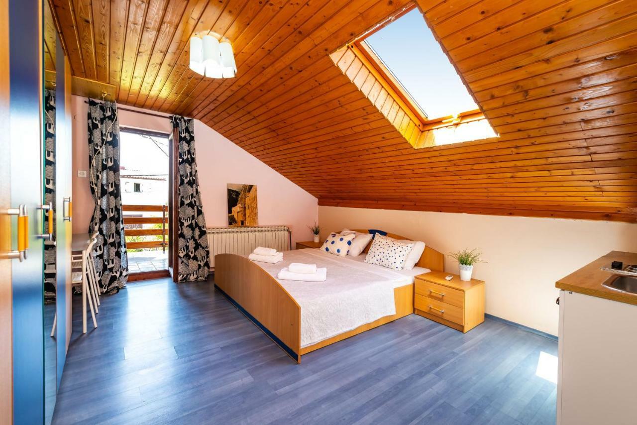 Vacation House Anna Karlobag Luaran gambar
